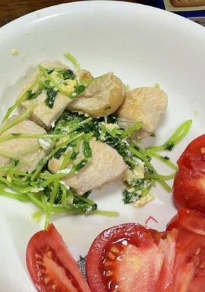 鶏肉と豆苗のナンプラー炒め-レシピのメイン写真