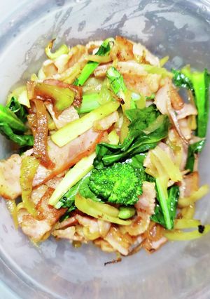 【作り置き】ブロッコリーの葉と茎炒め-レシピのメイン写真