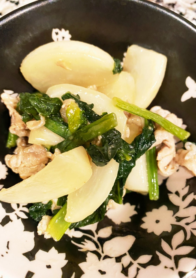 Rp.18 かぶと豚肉deだし炒め-レシピのメイン写真