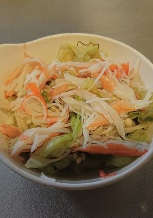 えのきとカニカマとレタスサラダ-レシピのメイン写真