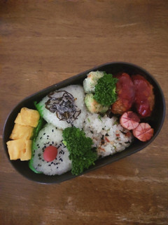 JK☆3種おにぎり弁当♪-レシピのメイン写真