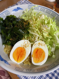 簡単キャベツ入りラーメン^_^-レシピのメイン写真