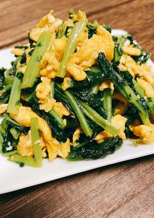 ご飯が進む！大根の葉と卵のオイスター炒め-レシピのメイン写真