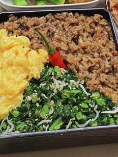 ベジタリアンの3色ご飯(肉なしそぼろ)-レシピのメイン写真