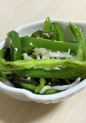ピーマンとしらすのごま油炒め-レシピのメイン写真