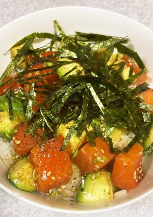 やみつき！サーモンのポキ丼-レシピのメイン写真