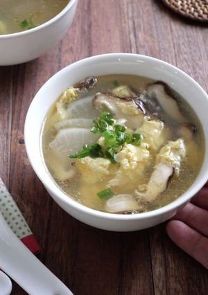 ふわふわ卵と大根しいたけの中華スープ-レシピのメイン写真