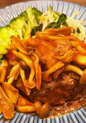 煮込みハンバーグきのこソース何食べ#25-レシピのメイン写真