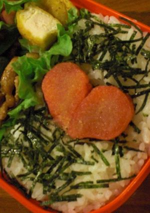 切って乗せるだけ！明太子のハート弁当♪-レシピのメイン写真