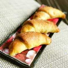 รูปของ ホームベーカリーでバター風味多めの塩パン