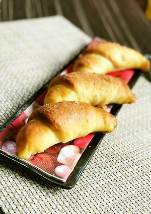 ホームベーカリーでバター風味多めの塩パン-レシピのメイン写真