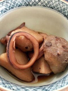 里芋とイカのうまうま煮物-レシピのメイン写真