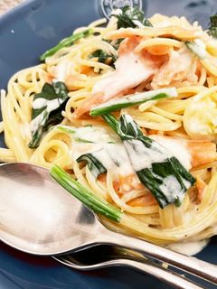 スモークサーモンと法蓮草のクリームパスタ-レシピのメイン写真