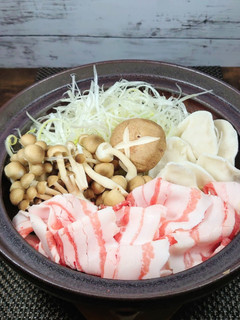 豚肉とネギ!美味しく食べる鍋♪-レシピのメイン写真