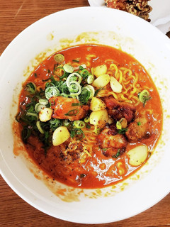 インスタントでお手軽トマトラーメン-レシピのメイン写真