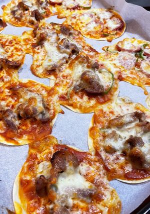 餃子の皮でピザ-レシピのメイン写真