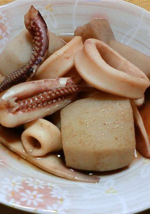 サトイモとイカの煮物-レシピのメイン写真
