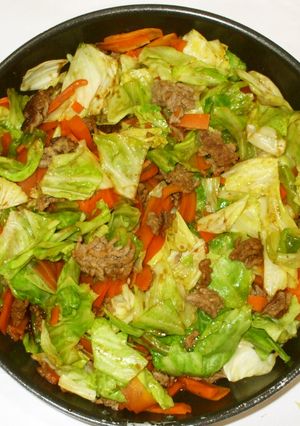 キャベツ甜面醤炒め♪簡単ひき肉胃腸虚弱に-レシピのメイン写真