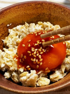 卵黄のコチュジャン漬けオートミールご飯風-レシピのメイン写真