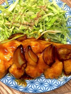 鶏むね肉でめちゃ柔らか!トンテキ風♪-レシピのメイン写真