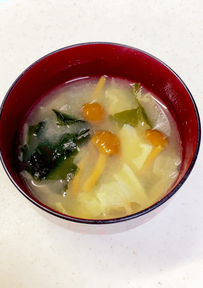 白菜 なめこ 油揚げの味噌汁^^-レシピのメイン写真