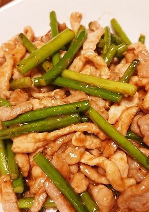 THE中華☆豚肉とニンニクの芽の胡椒炒め-レシピのメイン写真