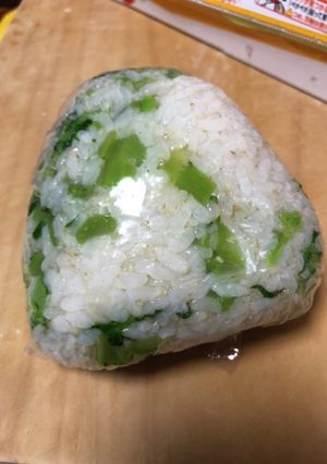 みどりなおにぎり（大根の葉利用）-レシピのメイン写真