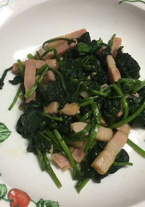 ベーコンとほうれん草の炒めもの-レシピのメイン写真