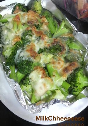 ブローッコリーのチーズ焼き☆ネギ味噌風味-レシピのメイン写真