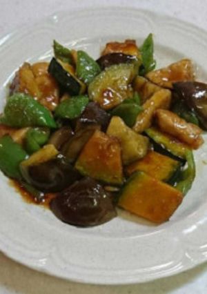 夏野菜と鶏肉の梅風味炒め-レシピのメイン写真