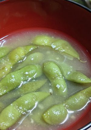 まるで「カニ汁」！冷凍だだちゃ豆の味噌汁-レシピのメイン写真