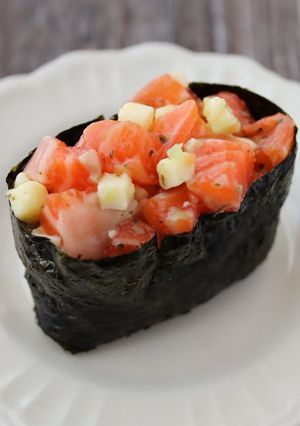 サーモンチーズのバジル軍艦-レシピのメイン写真