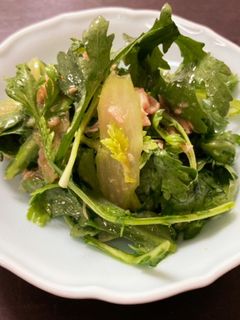 *春菊とセロリのサラダ*-レシピのメイン写真