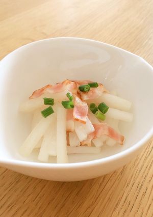 カリカリベーコンと大根のさっと炒め-レシピのメイン写真