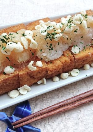 やみつき♪厚揚げに天かすめんつゆのせ動画-レシピのメイン写真
