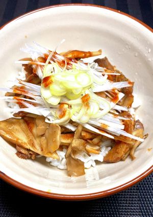 キムチ味の舞茸チャーシュー丼-レシピのメイン写真