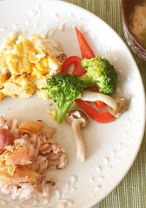 チャチャっと10分、たんぱく質を摂る朝食-レシピのメイン写真
