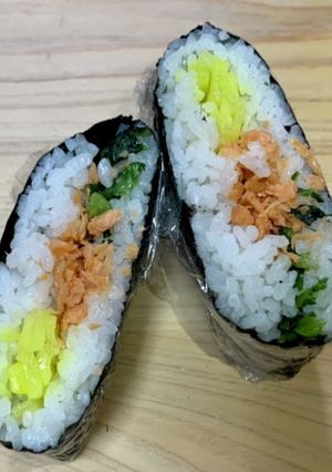 たくあんと野沢菜のおにぎらず-レシピのメイン写真