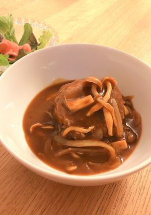 おうちで贅沢な味♪ 煮込みハンバーグ-レシピのメイン写真
