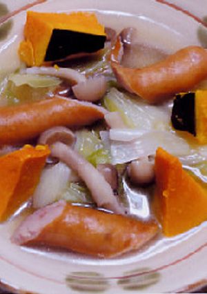 緑黄色野菜とウィンナーのスープ-レシピのメイン写真