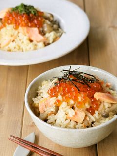 簡単♪鮭といくらの炊き込み御飯-レシピのメイン写真