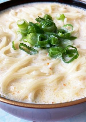 まるで豚骨？！ドイツで自作ラーメンスープ-レシピのメイン写真