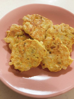 離乳食後期♡ツナとうどんの手づかみおやき-レシピのメイン写真