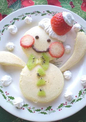 ホットケーキで雪だるまちゃん^^-レシピのメイン写真