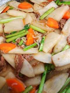 手抜き☆牛丼の具を使った根菜の炒め物-レシピのメイン写真