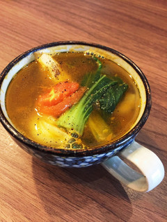 簡単!トマトとチンゲンサイのスープ-レシピのメイン写真