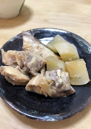 ぶり大根(あら多め)-レシピのメイン写真
