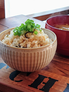 おうち居酒屋★お酒の〆に♪塩昆布ごはん-レシピのメイン写真