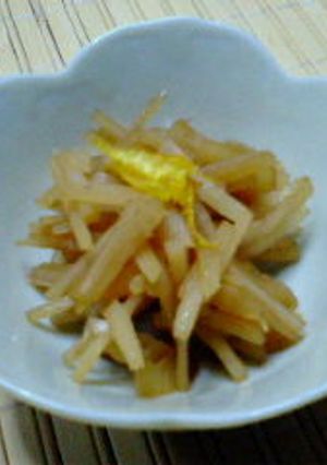 大根の皮の生姜煮-レシピのメイン写真