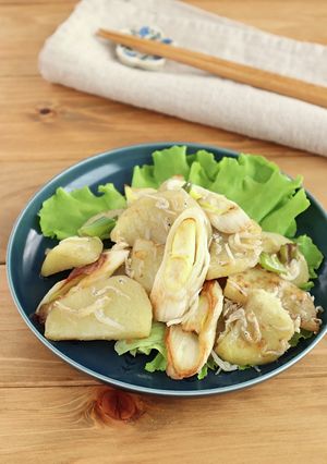 下仁田ねぎとじゃがいものしらすバター炒め-レシピのメイン写真